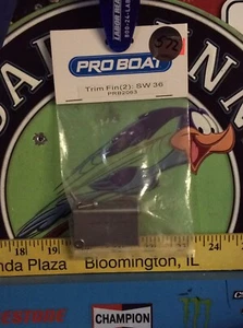 PRO BOAT PRB2063 Trim Fin{2pc}: SW36 NewInPack 🇺🇸Shipped - Picture 1 of 2