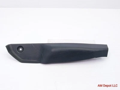 2012 BMW 535i 528i 550i GT F07 Right Trunk Lid Taillight Finisher Cover 7224230 - Image 1 of 3