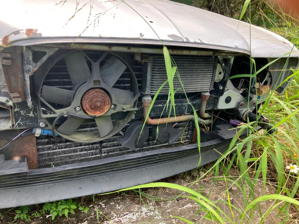 Jaguar XJ6 XJ40  Electric Cooling  from  1989 . Will be removed - Image 1 of 1