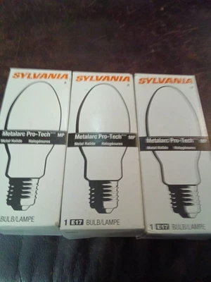 3 NOS Sylvania Metalarc Pro-Tech MP100/U/MED Base Metal Halide Bulb E17, M90 - Image 1 of 2