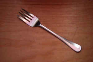 George Butler QUEEN ANNE Satin Stainless Steel 6-3/4" Salad Fork England - Picture 1 of 4