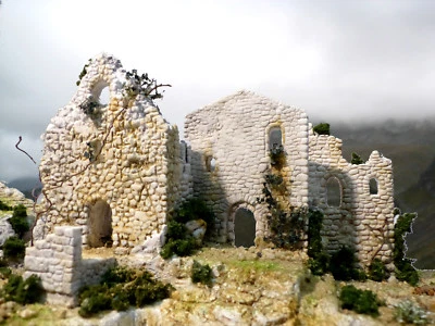 PALAS Burgruine Spur H0/TT/N NEBELFELS men100877 - Bild 1 von 4