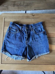 Levi's 501 Mid Thigh Distressed Denim Jean Shorts in Dark Blue Wash - Size W26 - Picture 1 of 4