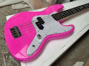 Pink 4 Saiten E-Bassgitarre Palisander Griffbrett White Pearl Schlagbrett - Bild 1 von 12