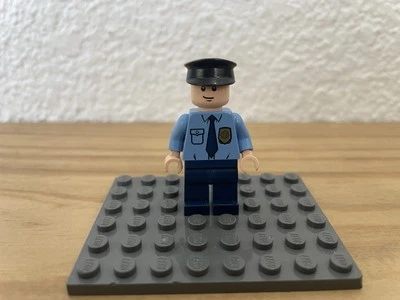 LEGO Armored Truck Driver Minifigure 76015 Doc Ock Truck Heist Spider-Man - Image 1 of 2