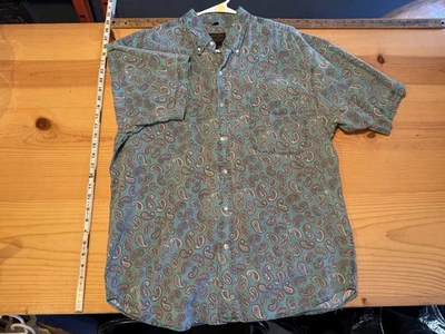 Vintage Eddie Bauer Green and Paisley Collared Short Sleeve Button Down Size L/G - Imagem 1 de 4