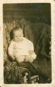 Vintage RPPC kleines Baby - Bild 1 von 2