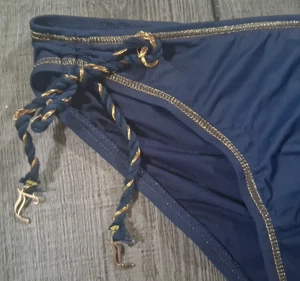 76€. Costume da bagno bikini hipster Juicy Couture blu navy oro fondo S M L taglia a scelta - Foto 1 di 8