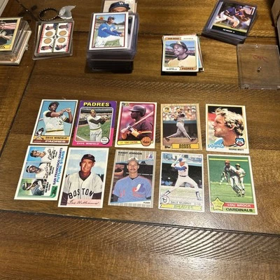 Lote de 10 tarjetas de béisbol vintage 1975-1989 con bonos, Williams, Brock Foto 1 de 4