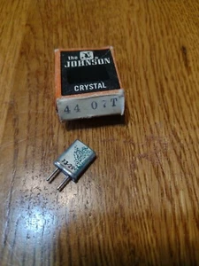 E.F. Johnson Radio Crystal NOS 44 / 07T - Picture 1 of 1