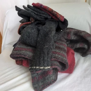 Paket Wollstoff geschnitten gemischte Farben Pullover Fäustlinge 3 Pfund - Bild 1 von 9