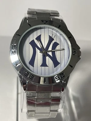 New York Yankees MLB Casual Stainless-Steel Men's Wristwatch -WHITE !!!NEW!!! - Image 1 of 4