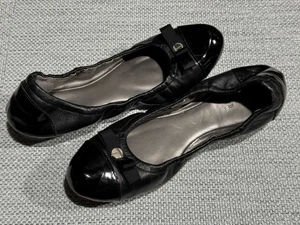 Tahari Gibson SZ 7.5 M Women’s Black Leather Ballet Flats Slip On - Picture 1 of 5