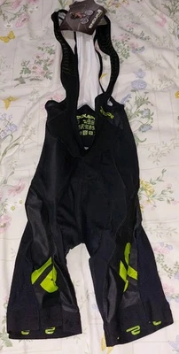 Endura Equipe TEAM Bib Shorts Size S - Image 1 of 4