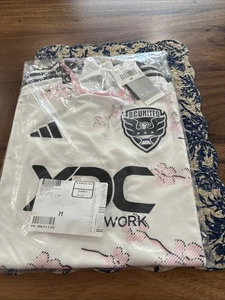 WOMENS MLS Adidas DC United White Away Jersey Cherry Blossom M MEDIUM NWT - Picture 1 of 12