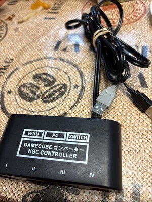 Adaptador de Controle HS-WU025 NGC 4 Vias Para Wii-U, PC Switch USB - Imagem 1 de 3