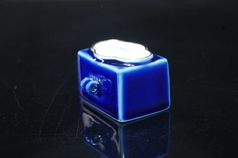 Hand Painted Blue Glazed Retangular Porcelain Bird Feeder forChinese Bamboo Cage Cover