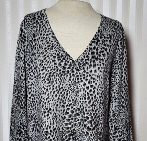 Charter Club Womens Sz L Cardigan Sweater Wool Blend Gray Leopard Long Sleeve - Picture 1 of 6