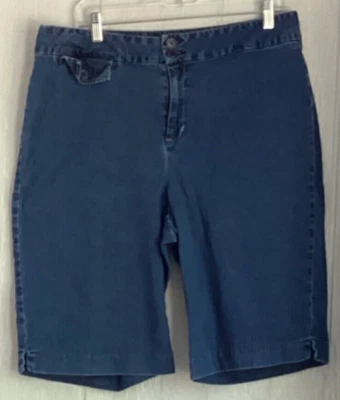 Pantalones cortos de mezclilla de tiro alto Chadwicks azul liso talla 16 para mujer Foto 1 de 4