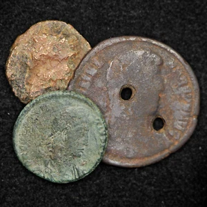 1x Moneta AE 300 a.C. - 600 d.C., Bassa Qualità Abbattimento Condizioni - Foto 1 di 2