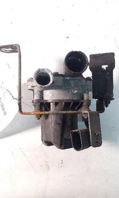 Bomba de inyección de aire Volkswagen VW Golf 15-19 2,0 litros Foto 1 de 4