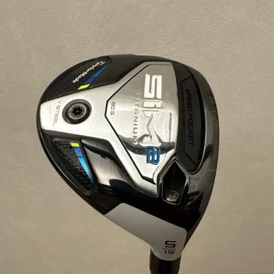 SRM2 Titanium 5W Fairway Wood 19° Carbon Head TourAD XC7s Shaft - Image 1 of 4