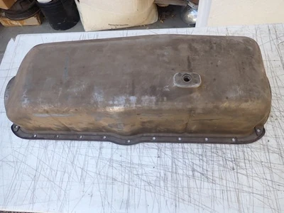 Nuevo de Lote Antiguo 1953-1962 GMC Motor Aceite Pan GM # 23331121 Motores 248/270/302/6 Cyl. Foto 1 de 4