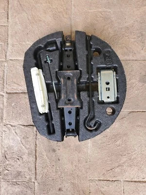 2014 2015 2016 2017 HONDA ODYSSEY SPARE TIRE JACK SET KIT OEM - Image 1 of 4