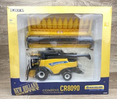 ERTL Tomy New Holland CR8090 1/32 Scale Die-Cast Metal Combine - Image 1 of 4