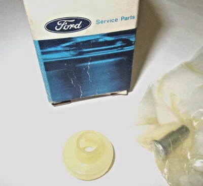 NOS 67 68 Mustang  65 71 Fairlane  Window Regulator Arm Roller C5AZ-57262A32-A Foto 1 de 4