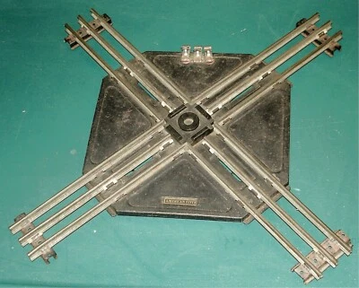 AMERICAN FLYER - 90 DEGREE CROSSOVER with POWER HOOKUP - O TRAIN - Image 1 of 4