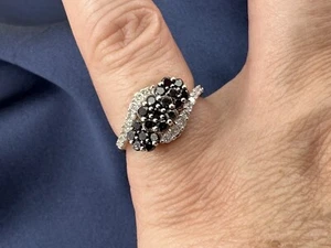 9ct White Gold Black & White Diamond Ring 4.04gm Size N-N1/2 - Picture 1 of 17