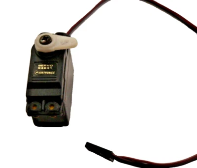 Airtronics 94831 Servo - Image 1 of 4