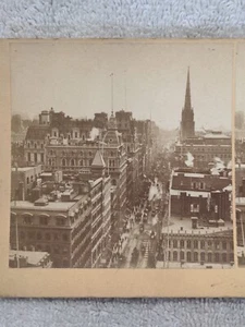 Estereografía Stereoview Broadway and Trinity Church de Nueva York Kilburn Brothers - Imagen 1 de 3