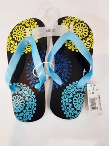 Toys R Us Girls Flip Flops Size 2-3 Floral Beach Pool Thong Sandals Travel New - Picture 1 of 5