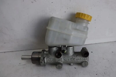 Cilindro maestro de freno Maserati Quattroporte S M139 2010 J200 Foto 1 de 3