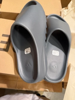 Size 11 - Brand New Adidas Yeezy Slide Slate Marine ID2349 - Image 1 of 4