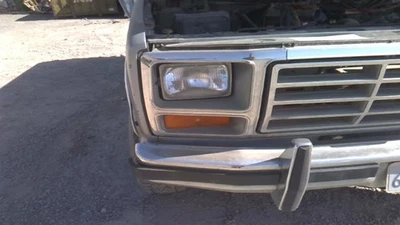 Passenger Right Headlight Chrome Grille Fits 82-86 BRONCO 29460235 Foto 1 de 4
