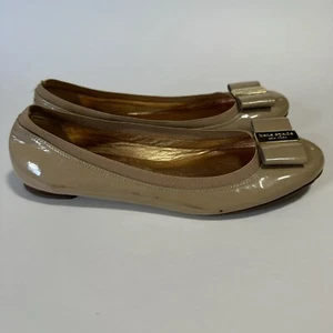 Kate Spade New York Nude Ballet Flats Bow Gold Size 6M Patent Leather - Picture 1 of 17