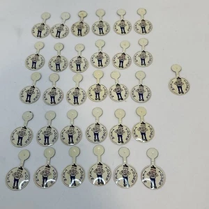 Konvolut 31 Vintage Teen Tours Pins Litho Tab Buttons - Bild 1 von 7