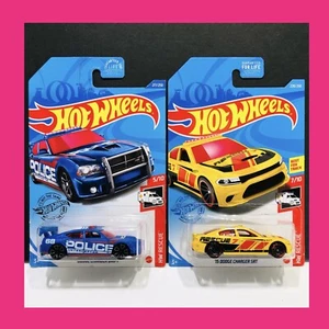 Hot Wheels '15 Dodge Charger SRT ~ HW Rescue ~ 2021 ~ Yellow & Blue - Picture 1 of 7