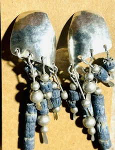 Vintage handgemachte Sterling unpolierte blaue versteinerte Koralle Ohrhänger 13,29 g - Bild 1 von 12