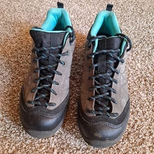 Crivit Zapatos Atléticos de Cuero para Correr Impermeables Trail Para Mujer Talla 8 Marrón Aqua - Imagen 1 de 9