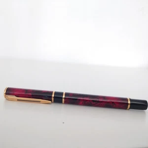 Waterman Laureat II Red Marble Fountain Pen – Made in France Gold Trim - Picture 1 of 7