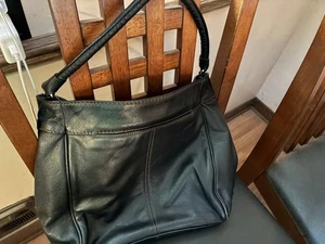 Cole Haan Schultertasche schwarz Leder Bucket - Bild 1 von 5