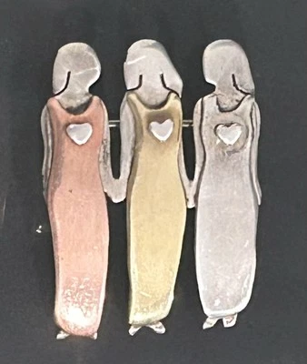 Broche prendedor madre hija Far Fetched Friends Sisters 3 mujeres corazones amor amigos Foto 1 de 3