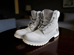 Timberland Women's Size 10 Grey Suede Leather Hiking Boots A1IV1 Lace Up 200g - Picture 1 of 13