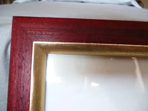 schöner großer Rahmen Holz rot braun Innenleiste vergoldet 50 x 54 cm - Picture 1 of 9