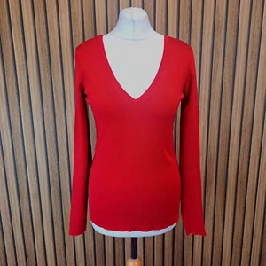 Joseph Silk Stretch Jumper Womens Large Red Tight Knit V-Neck - Picture 1 of 11