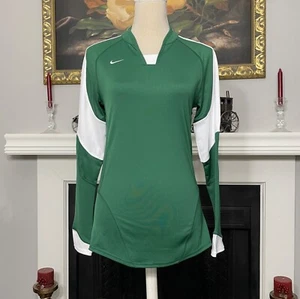 Camisa de manga larga Nike Team FIT DRY bordada para mujer Swoosh mediana - Imagen 1 de 5
